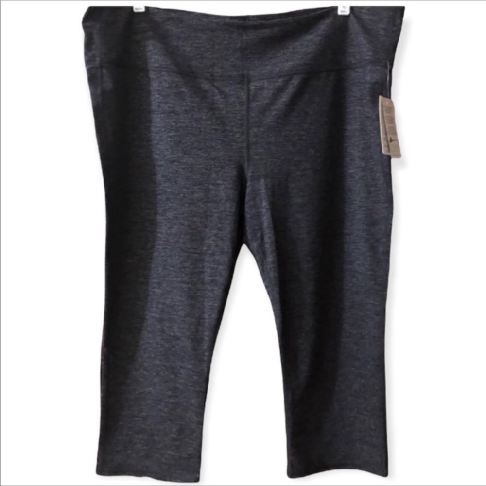 Athleta Capri High Rise Quest Chaturanga Wicking Women’s Size 2X Black New